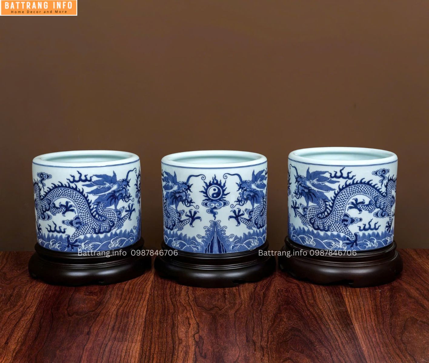 BÁT HƯƠNG VUỐT TAY RỒNG MEN LAM XANH P20