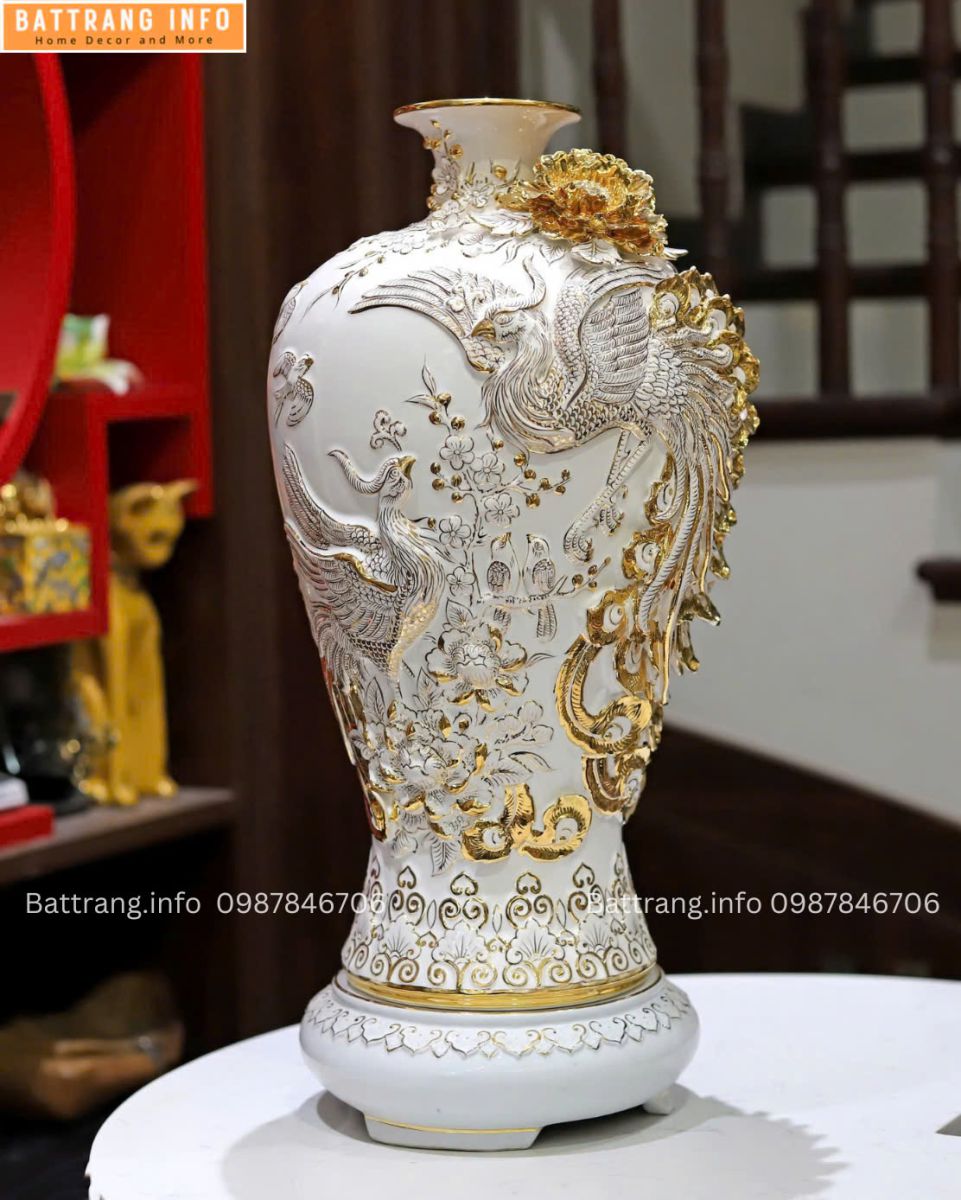 MAI BÌNH " CÔNG DANH PHÚ QUÝ" ĐẮP NỔI VẼ VÀNG 24K NỀN TRẮNG