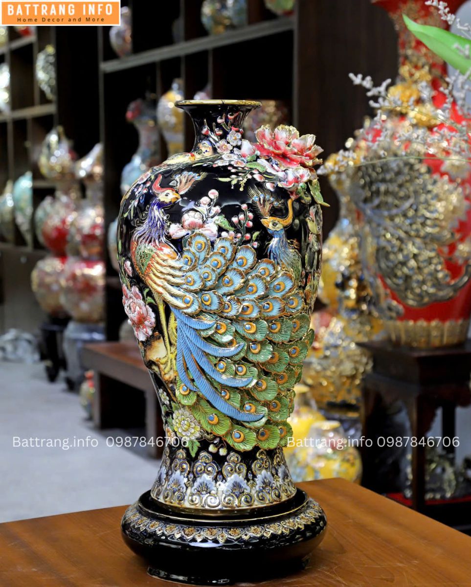 MAI BÌNH " CÔNG DANH PHÚ QUÝ" ĐẮP NỔI VẼ VÀNG 24K NỀN TRẮNG