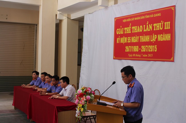 Viện kiểm sát nhân dân tỉnh Hà Giang tổ chức thi đấu thể thao chào mừng kỷ niệm 55 năm ngày thành lập Ngành kiểm sát nhân dân (26/07/1960 - 26/07/2015)