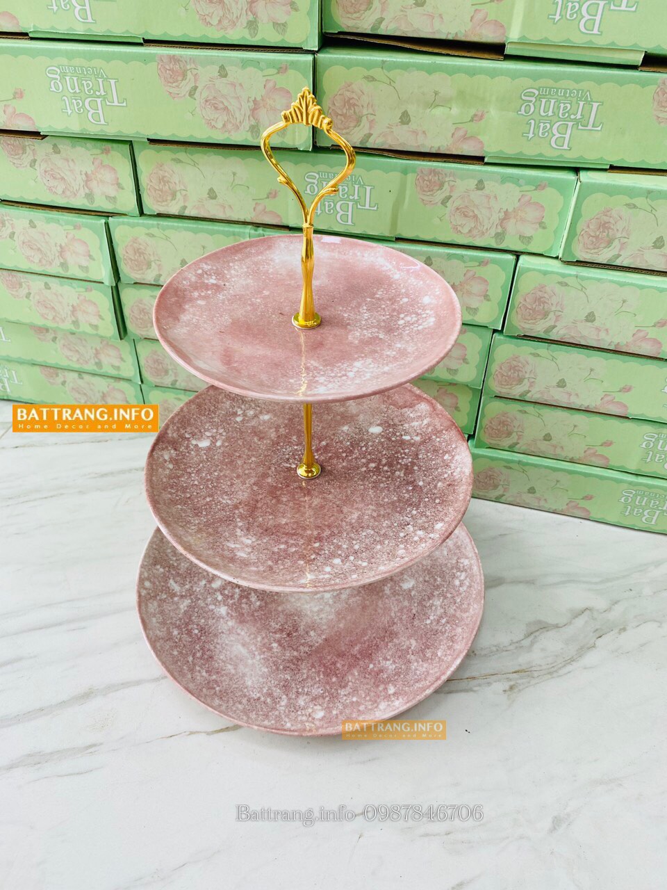 Khay đĩa sứ đựng bánh kẹo 3 tầng men màu hồng cao cấp Kích thước đĩa: 26cm x 21cm x 16cm
