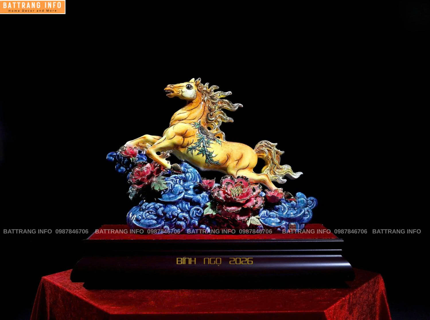 Linh Vật Năm Bính Ngọ "2026" Chế Tác Từ Gốm Sứ Bát Tràng
