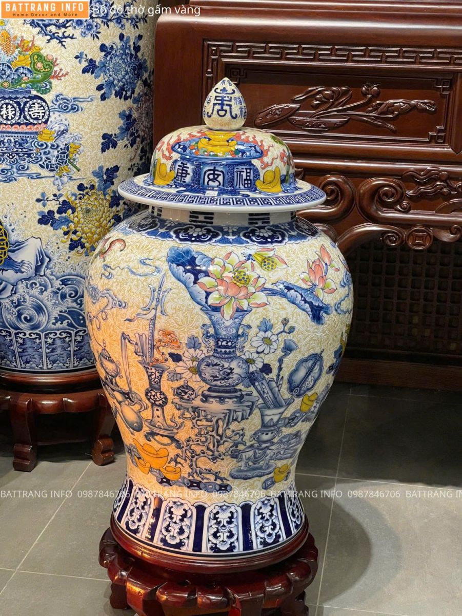 Bộ Đồ Thờ Gấm Vàng Cao Cấp Bát Tràng – Tinh Hoa Tâm Linh Việt