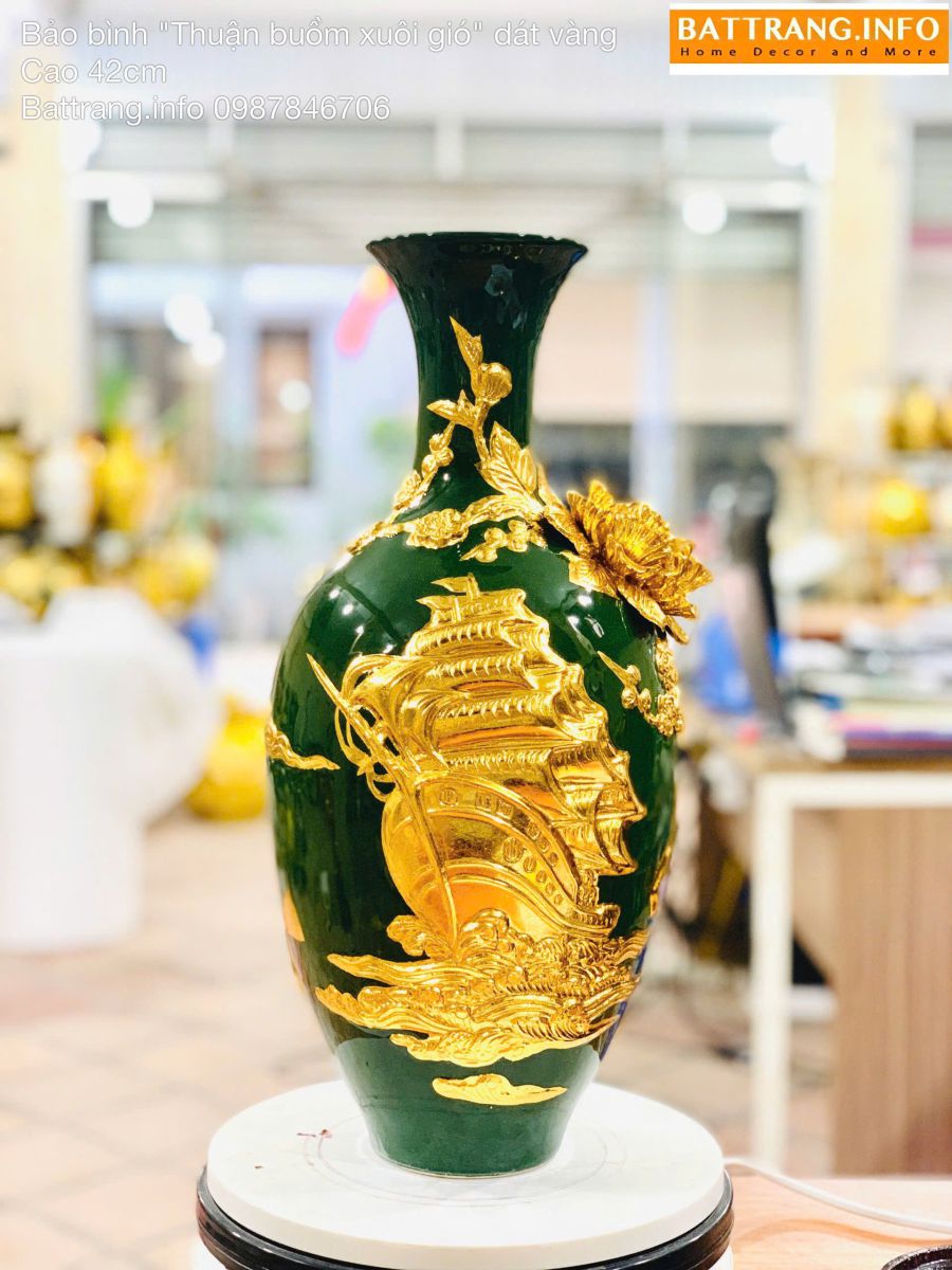 Bảo Bình “Thuận Buồm” Men Màu Đắp Nổi Dát Vàng H42 – Thuận Lợi – Hanh Thông – Tài Lộc Viên Mãn