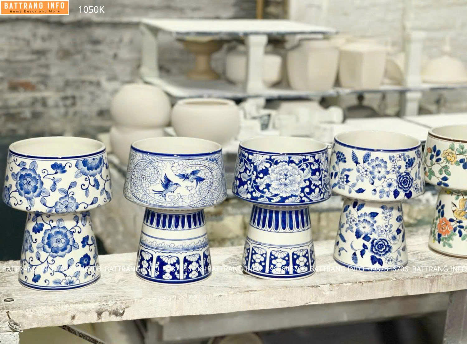 Lọ Hoa Dáng Ly Cao 25cm Miệng 16cm Vẽ Tay Men Lam Cao Cấp Bát Tràng