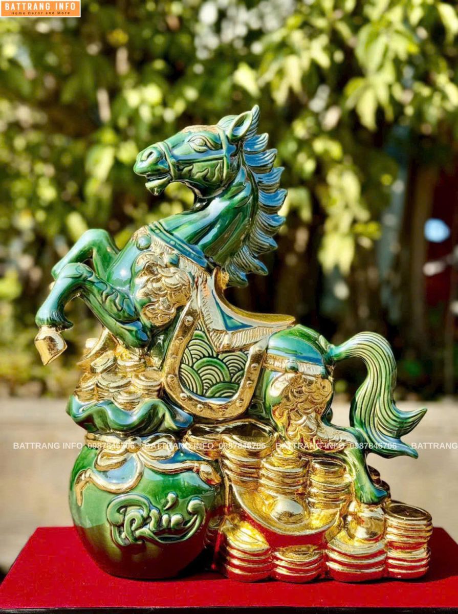 Linh Vật Năm 2026 Sứ Bát Tràng Vẽ Vàng 24k – H36