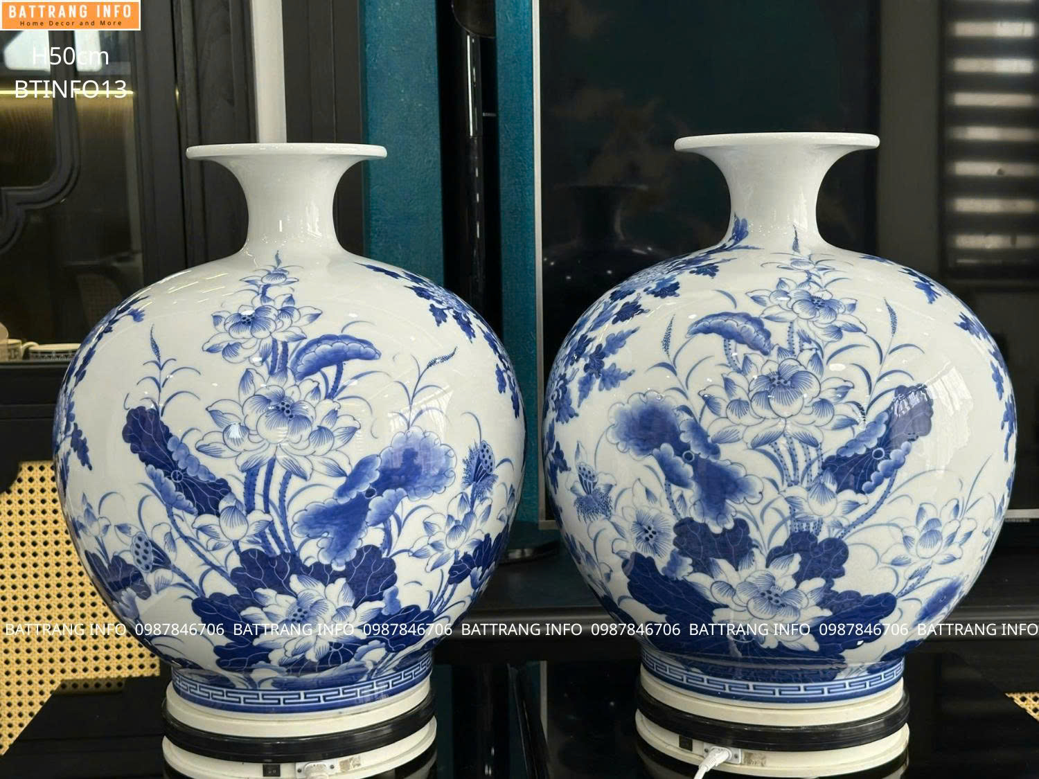 Bóng Hút Lộc Men Lam Vẽ Tay Chữ Phúc Đức Cao 50cm Cao Cấp Bát Tràng 2