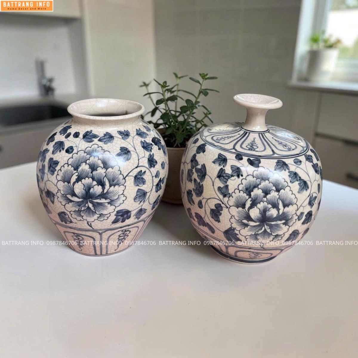 Lọ Hoa Men Rạn Vẽ Hoa Dây Cao Cấp Bát Tràng